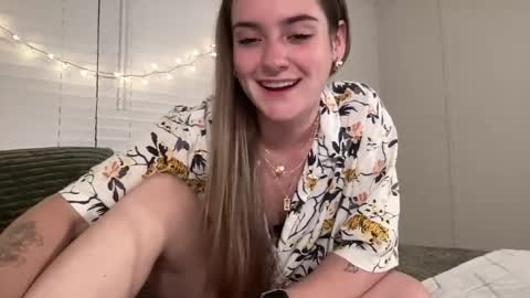 Olivia Rose online show from July 24, 3:09 am