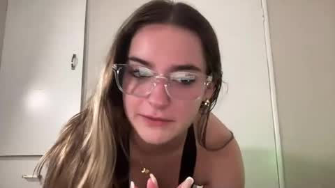 Olivia Rose online show from August 10, 2:24 am