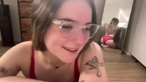 Olivia Rose online show from August 15, 3:54 am