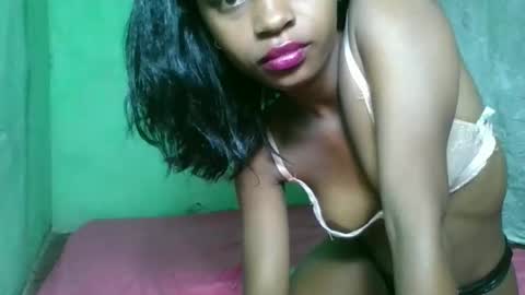 lovelaspice online show from April 27, 5:15 am