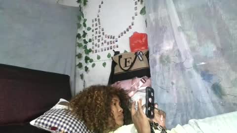 lovelaspice online show from June 12, 1:45 am