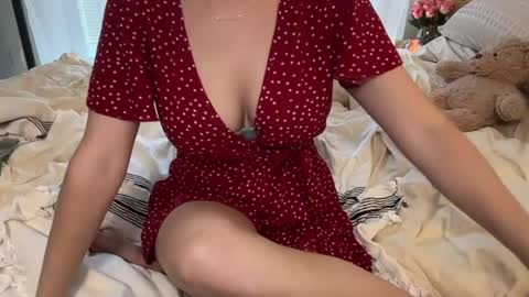 loveliasecret online show from August 6, 9:36 pm