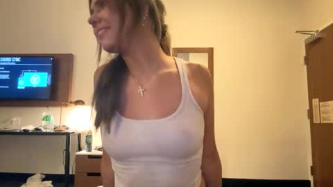 lovelilahlive online show from July 15, 3:29 am