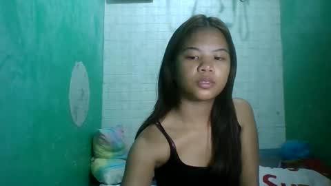 lovellypussy4u online show from April 3, 8:44 am