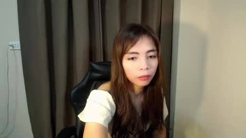 lovely_cummerx online show from August 2, 2:18 am