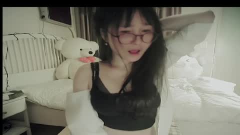 DANA KIM online show from March 24, 3:50 pm