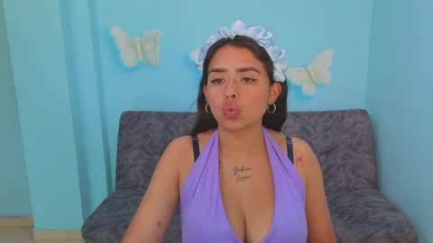 Kaitlyn online show from August 12, 7:05 pm