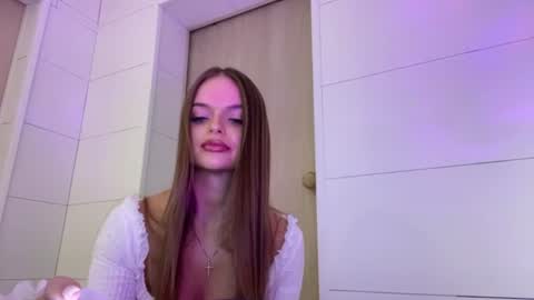 lovely neeka online show from September 3, 5:05 pm