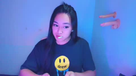 lovely_nicah online show from August 3, 3:30 pm