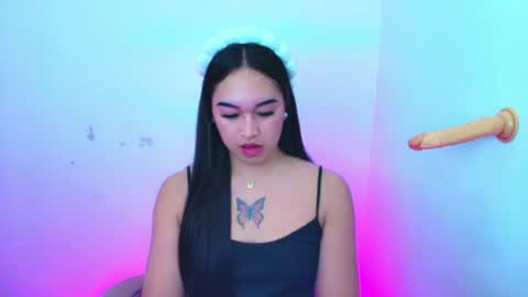 lovely_nicah online show from August 10, 1:34 pm