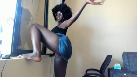 lovely_princes1 online show from July 14, 12:19 pm