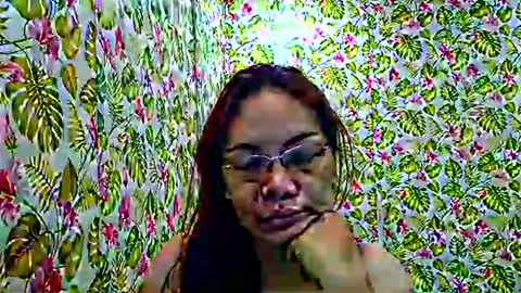lovelyasiancutie online show from July 29, 8:05 pm