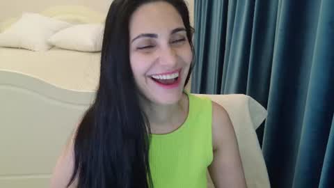 Beatrice online show from August 5, 1:14 am