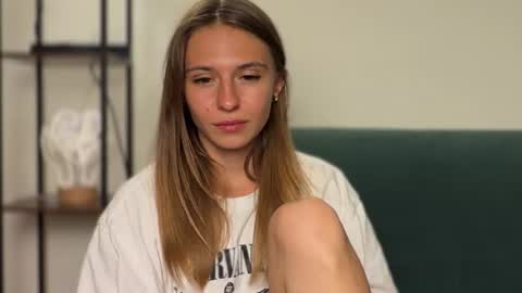 Kate only online show from August 10, 6:31 pm