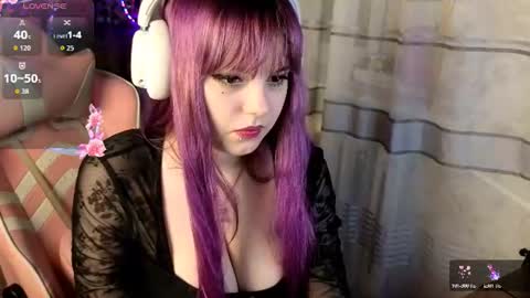 hristie online show from August 6, 1:59 am