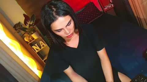 lovelymiss_shyna11 online show from August 13, 7:22 am