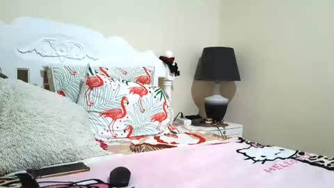 Angelquey online show from August 13, 11:30 pm