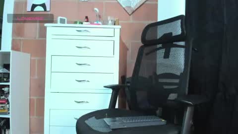 lovemia__ online show from August 13, 11:13 am