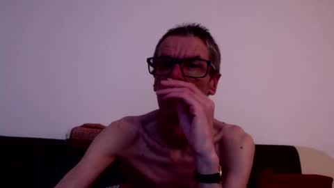 lovepvcearly50s online show from April 18, 6:50 pm
