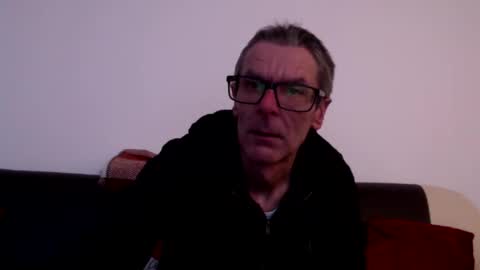 lovepvcearly50s online show from April 21, 6:55 pm