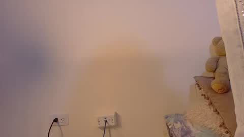 lovequeen02 online show from August 10, 11:55 am