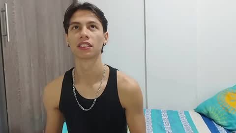 Lovers Clover X online show from July 19, 2:35 am