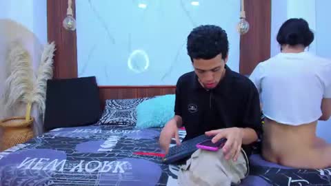 sofia and bryan online show from August 13, 2:03 am