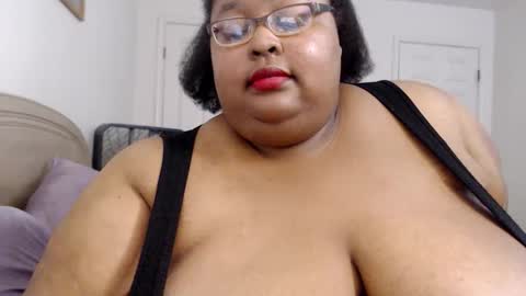 Alyson online show from May 25, 1:30 am