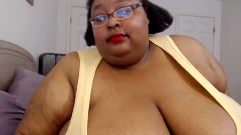 Alyson online show from May 28, 12:46 am