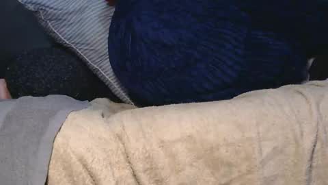 lovetobeused online show from May 17, 6:47 am