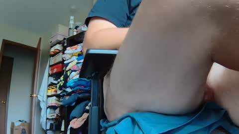 lovestrapons1 online show from July 15, 4:52 pm