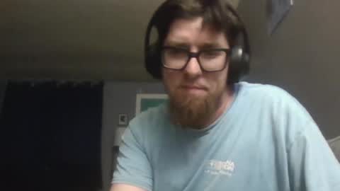 lovethsebigtits9 online show from August 2, 9:49 am