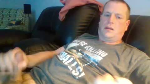 lovetocum37 online show from May 2, 2:38 am