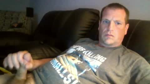 lovetocum37 online show from May 18, 2:01 am