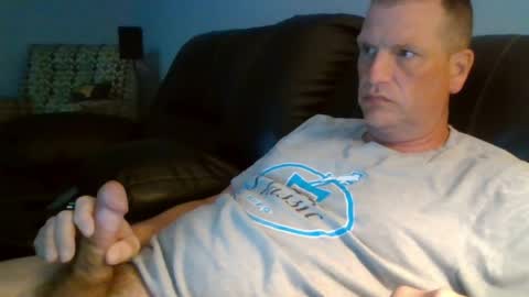 lovetocum37 online show from May 26, 2:56 am