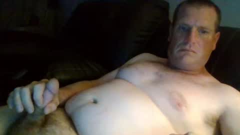 lovetocum37 online show from August 7, 3:17 am