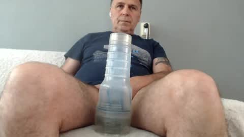 lovettocum4you online show from August 2, 11:39 am