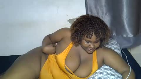 Loveybony online show from August 12, 1:02 pm