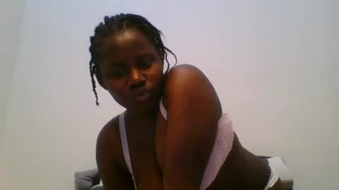 loviett online show from August 1, 3:56 am