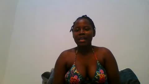 loviett online show from August 3, 8:10 am