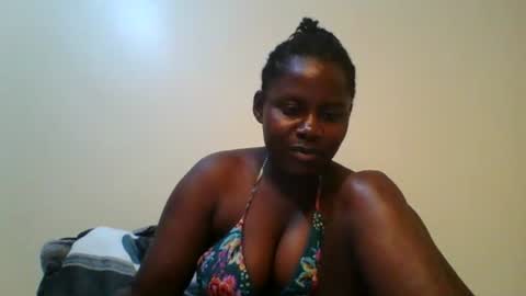 loviett online show from August 8, 3:01 pm