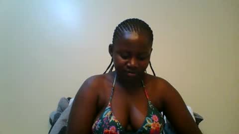 loviett online show from August 14, 11:41 pm