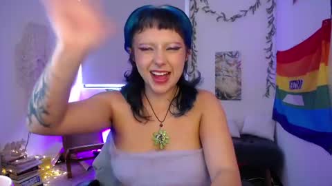 loving_alma online show from July 29, 12:12 pm