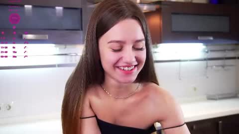 Emilia online show from August 25, 10:33 am