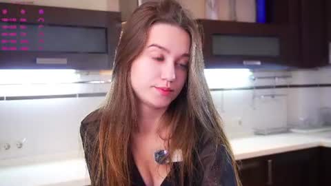 Emilia online show from August 27, 9:06 am