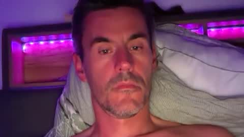 lowbibi online show from July 2, 10:00 pm