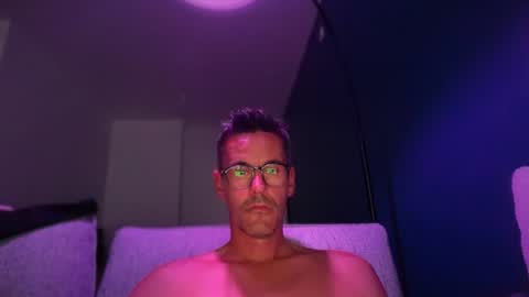 lowbibi online show from July 9, 5:18 pm