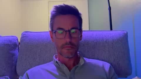 lowbibi online show from August 17, 4:12 pm