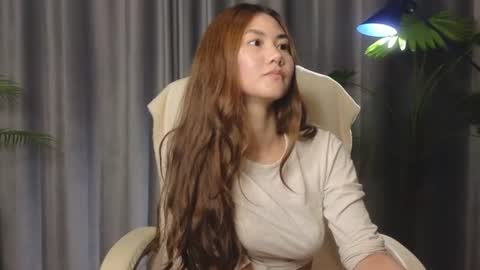 lowkeywild_ online show from July 31, 8:31 am