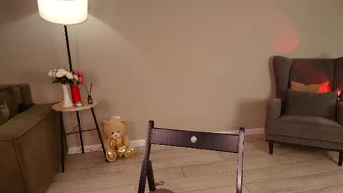 Loxy online show from July 11, 9:32 pm